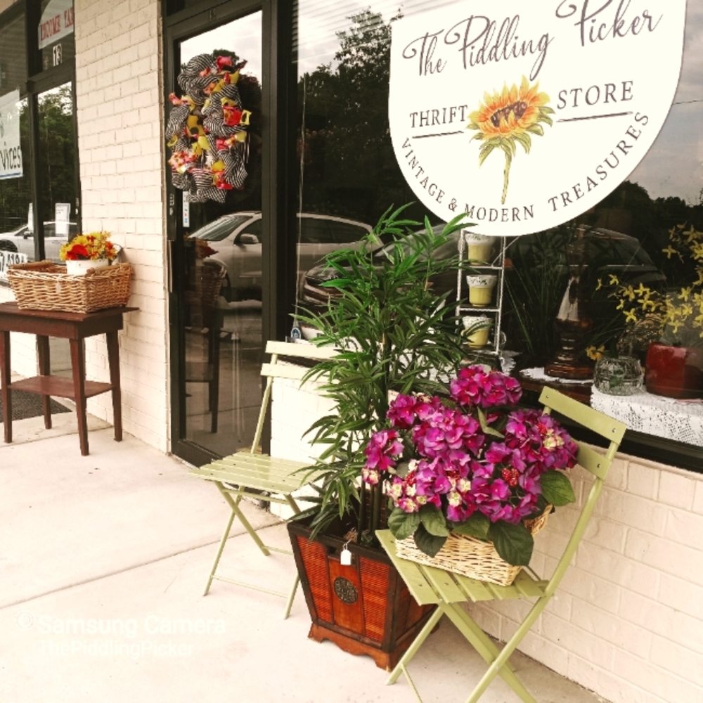 Meet your Posher, Angela